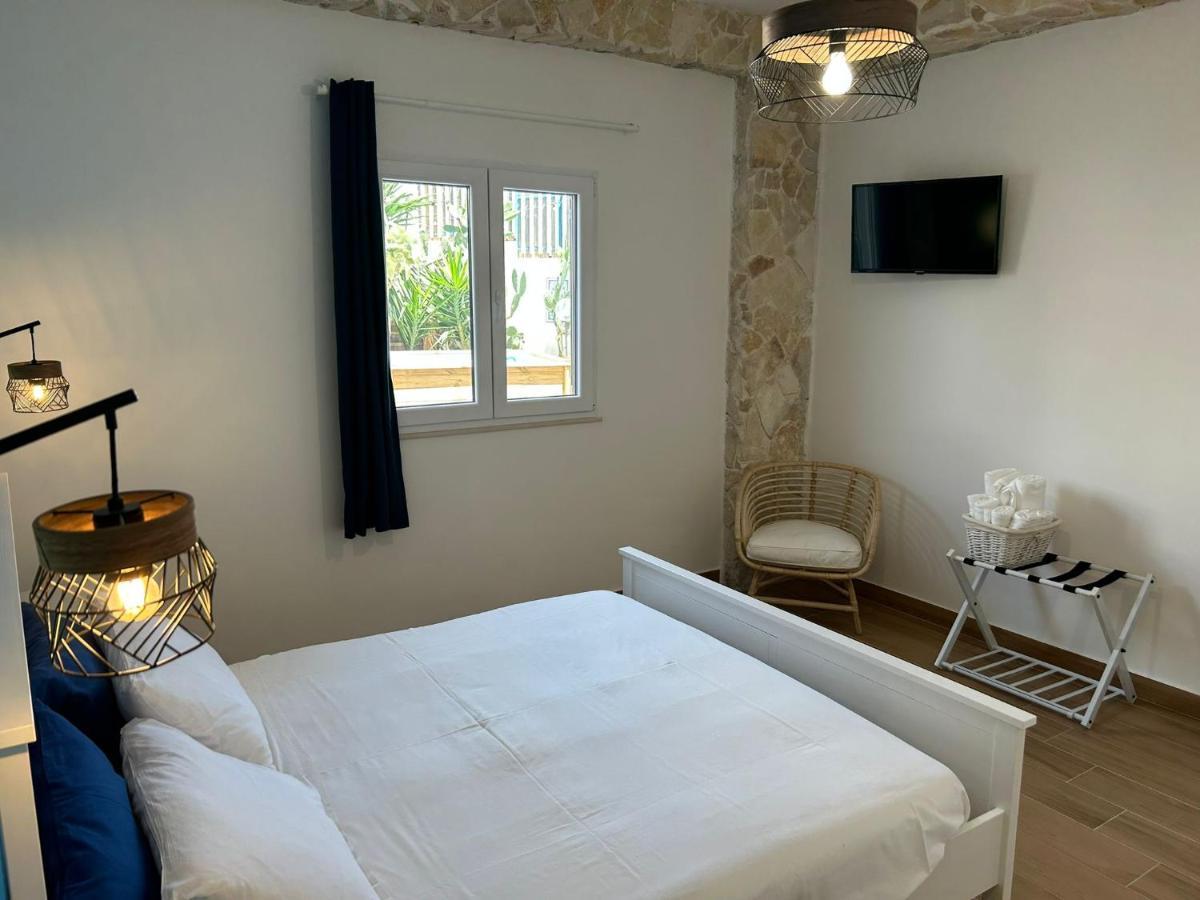 Room On The Beach Avola Exterior photo